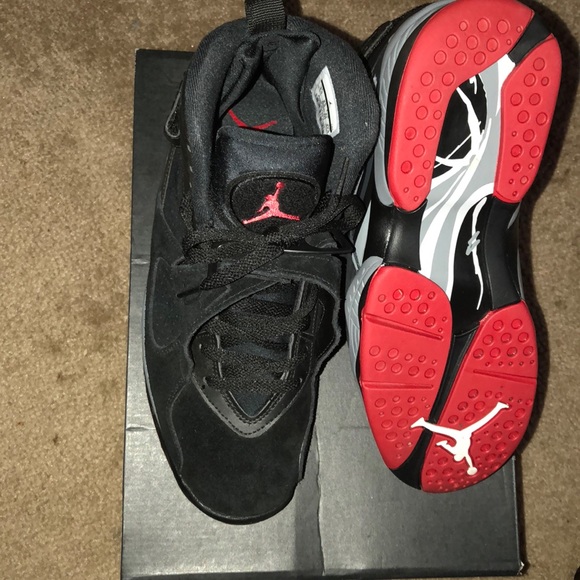 Bred 8s - Picture 5 of 5